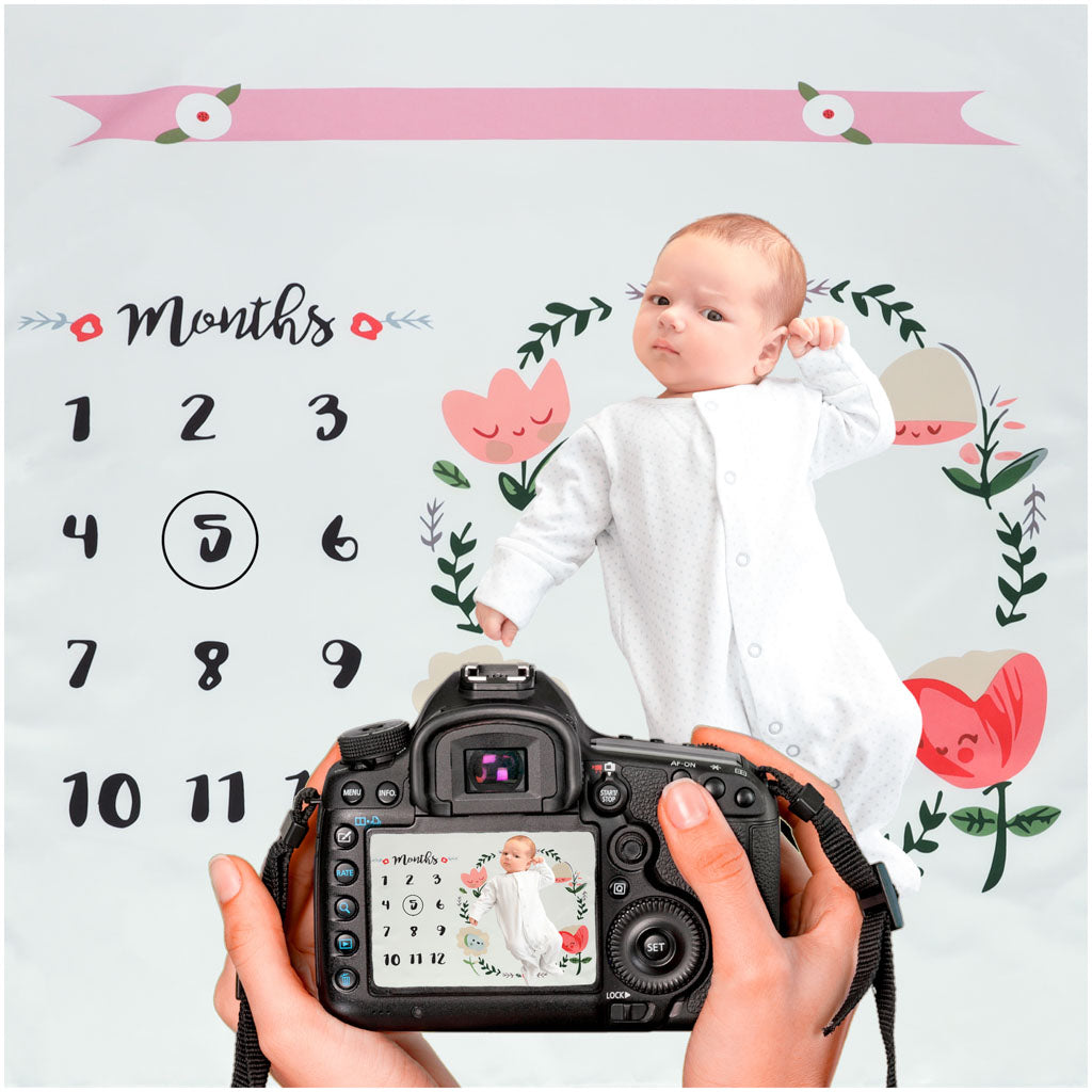 Covoras bebelusi, Zola®, fundal pentru poze, model cu flori, material moale, 1-12 luni, 103x103 cm Covoras bebelusi, Zola®, fundal pentru poze, model cu flori, material moale, 1-12 luni, 103x103 cm